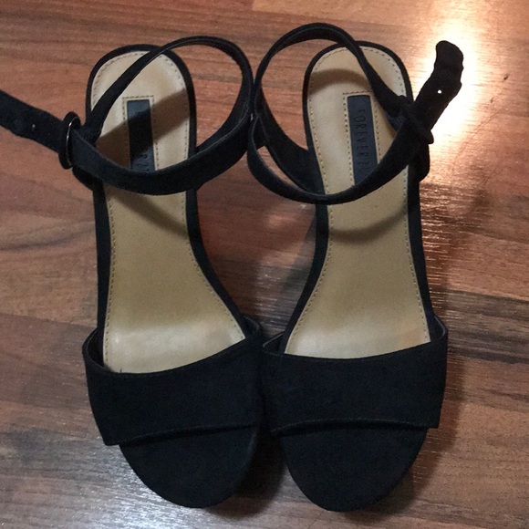 5/10 LAST CHANCE Forever 21 black wedge heels 6 - Picture 2 of 6
